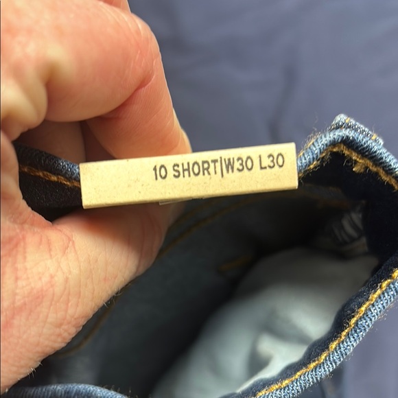 Levi's 311 Shaping Skinny Jeans 30 short - Picture 5 of 5